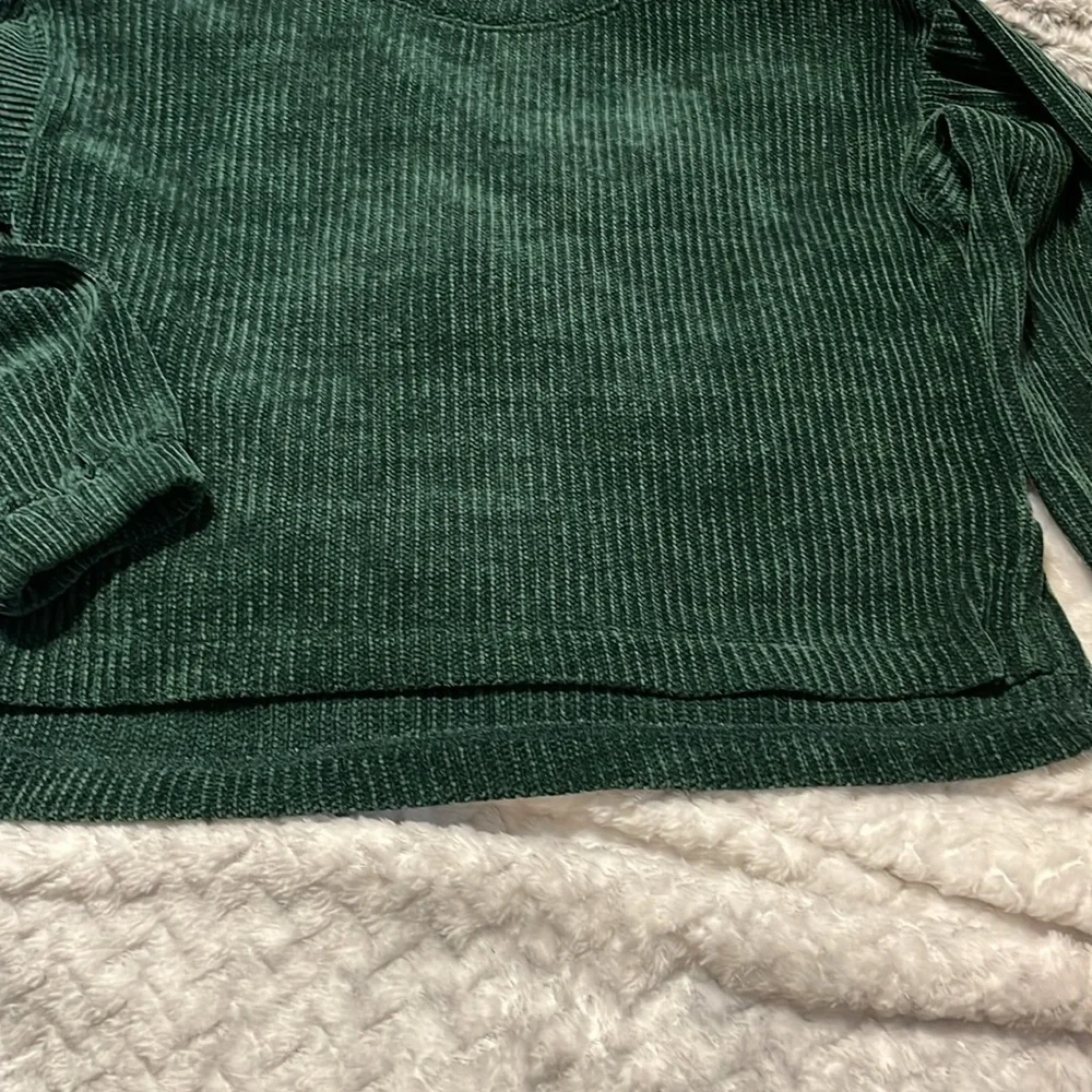 OLD NAVY SWEATER GIRL’S ELASTIC CUFF SLEEVES RIBBED VELOUR TO KEEP HER WARM M(8)